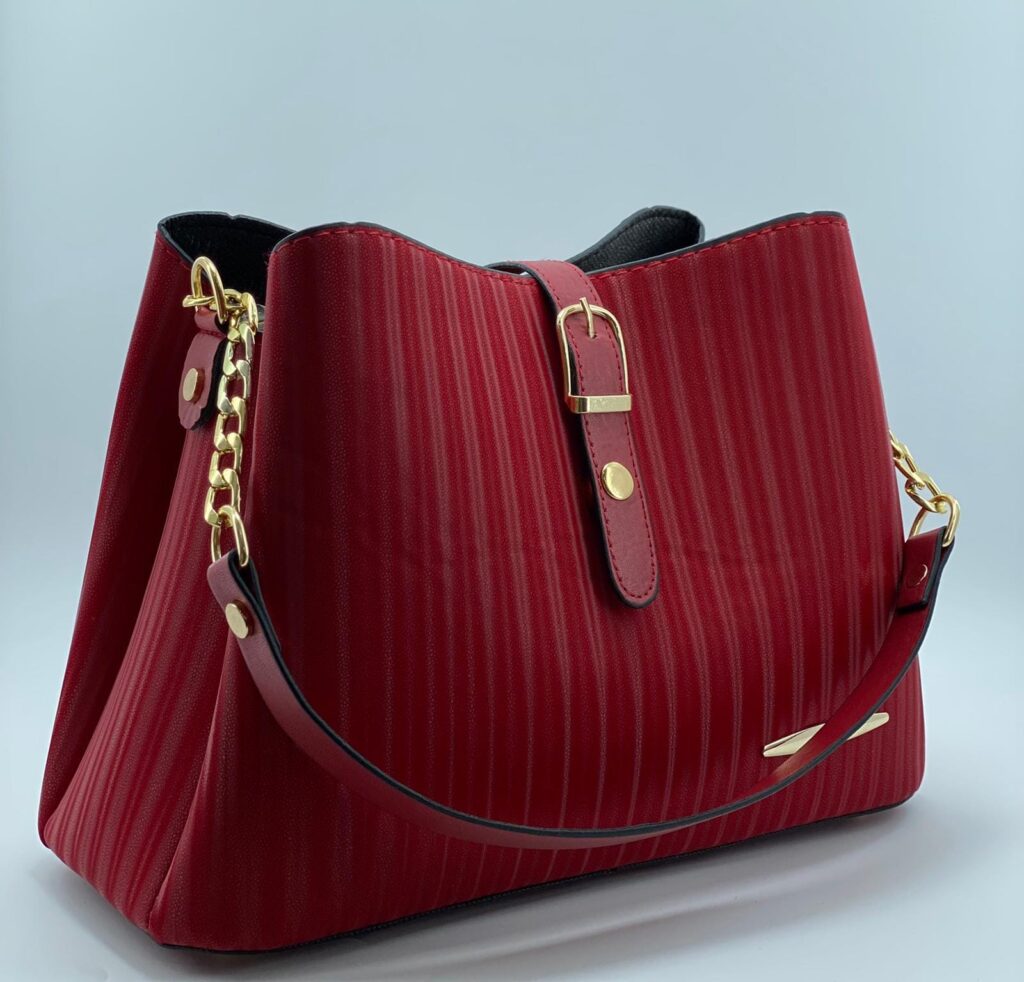 Qadin Cantasi A Klass 10 – 372
