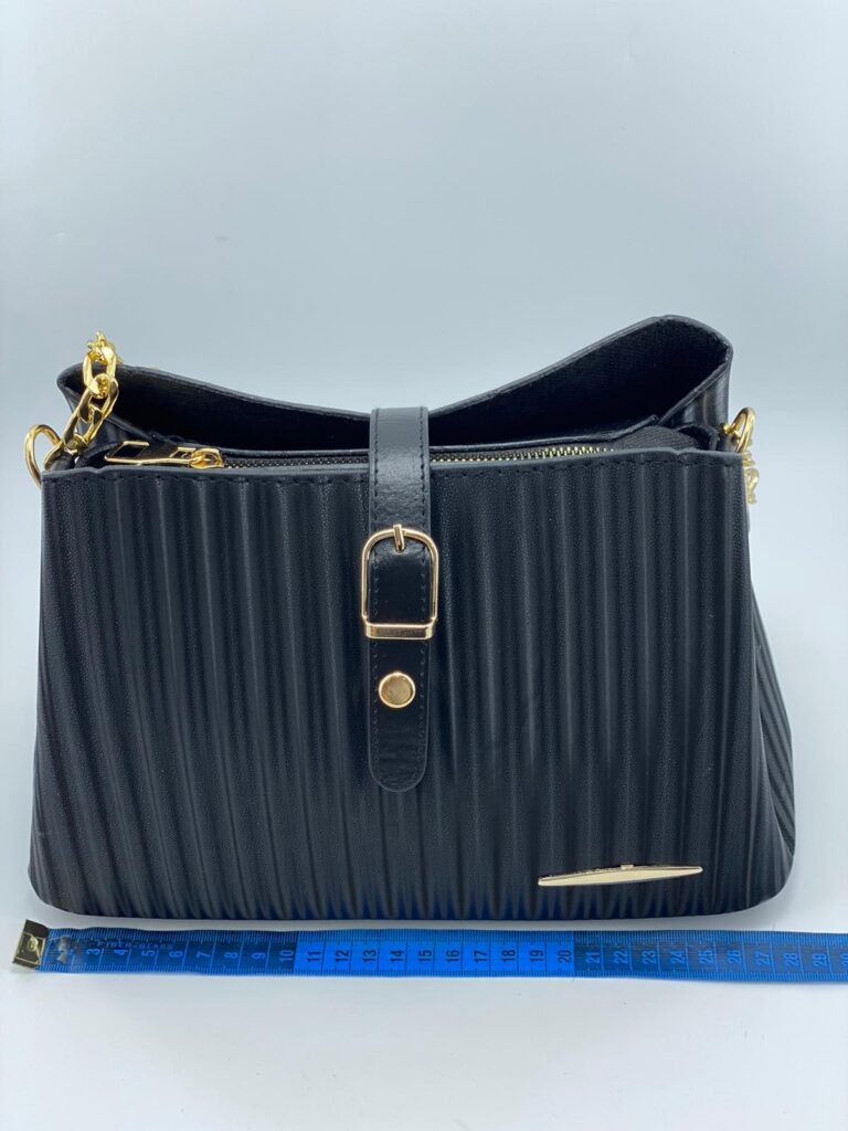 Qadin Cantasi A Klass 10 – 372