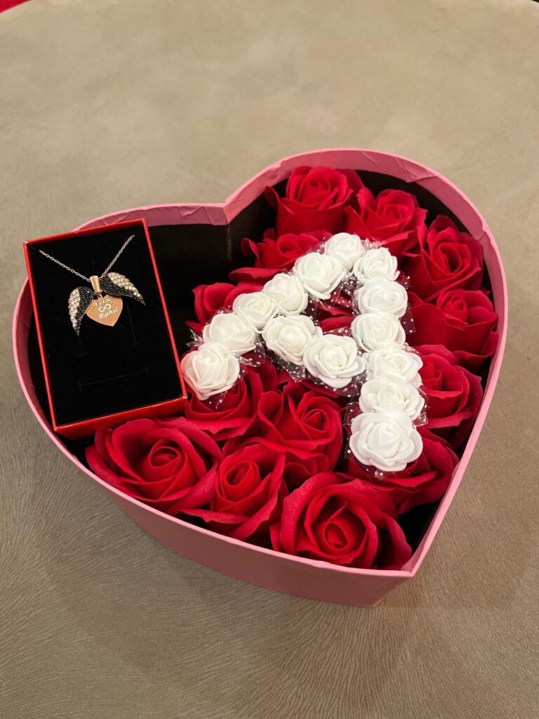 GiftBox Hediyye Qutusu №1