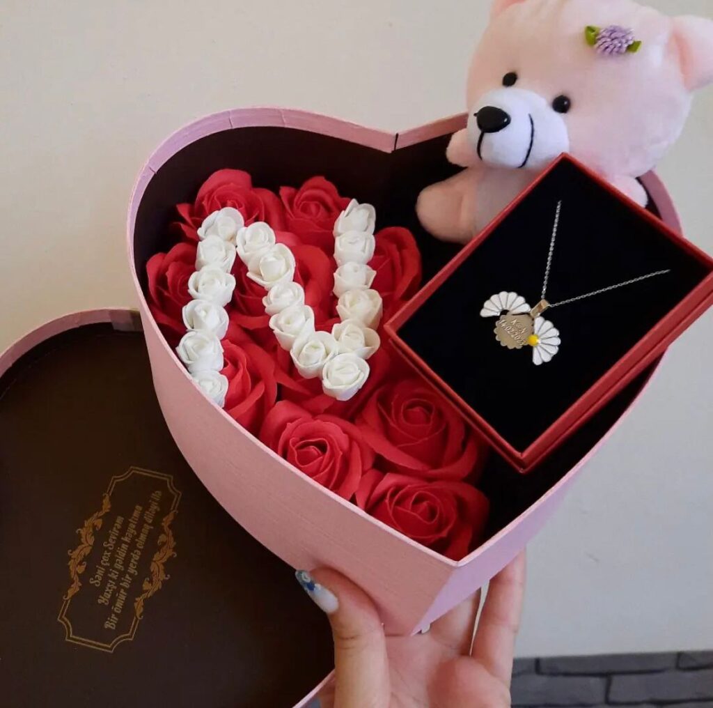 GiftBox Hediyye Qutusu №163