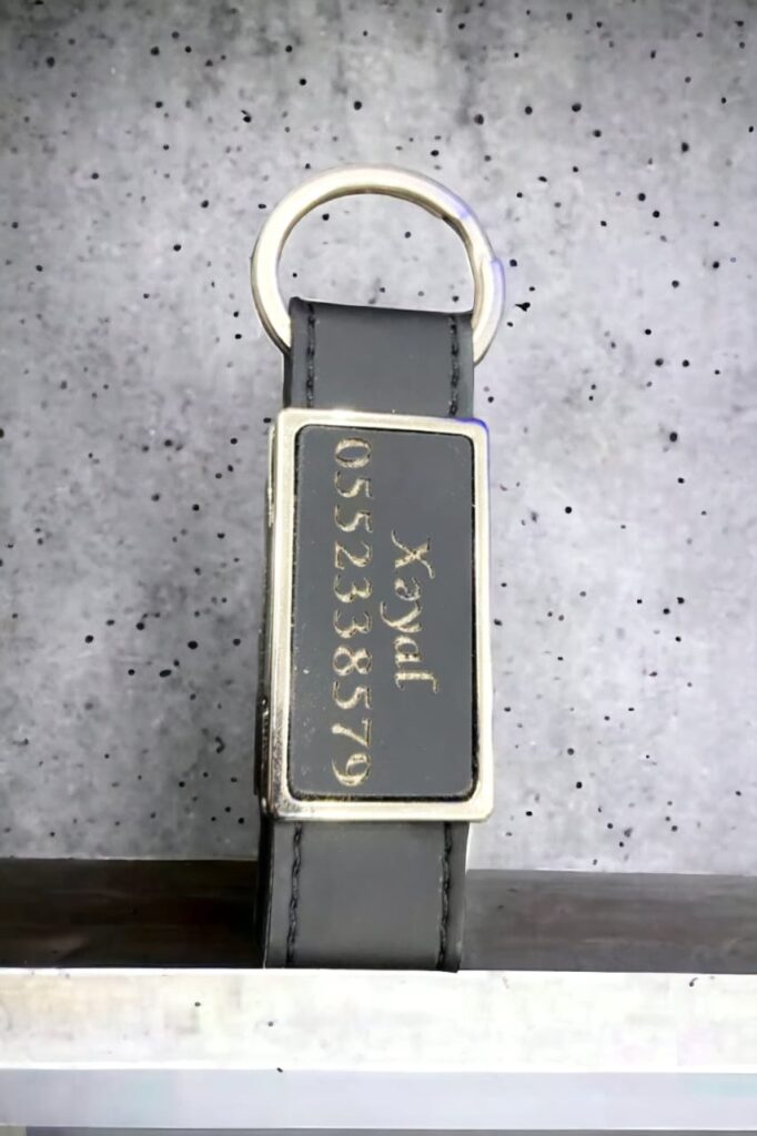 Brelok ad nomre yazili №816