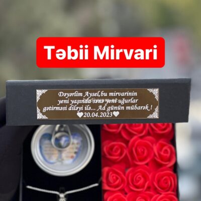 Mirvari Boyunbagili Qoxulu Qırmızı Gül Qutusu №j8