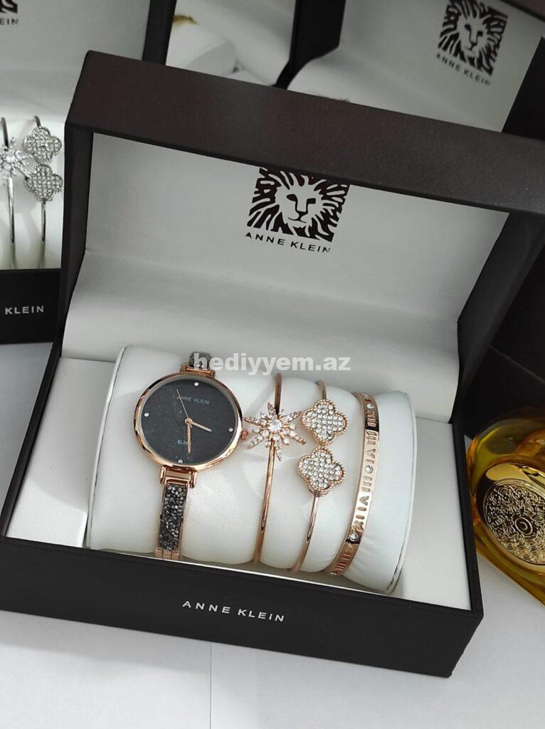 Anne Klein Saat Dest №c024