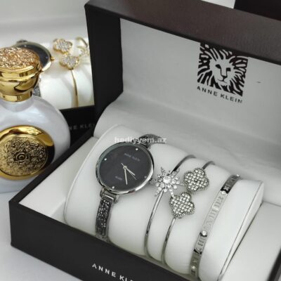 Anne Klein Saat Dest №c024