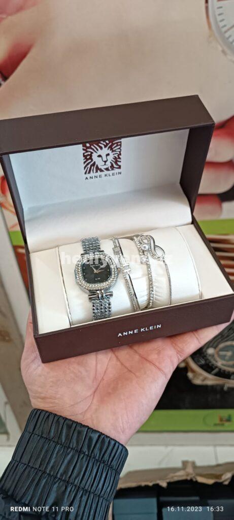 Anne Klein Saat №c014