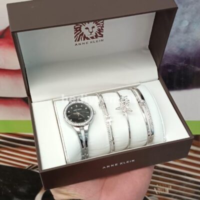 Anne Klein Saat №c018