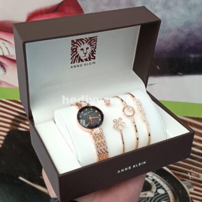 Anne Klein Saat №c019