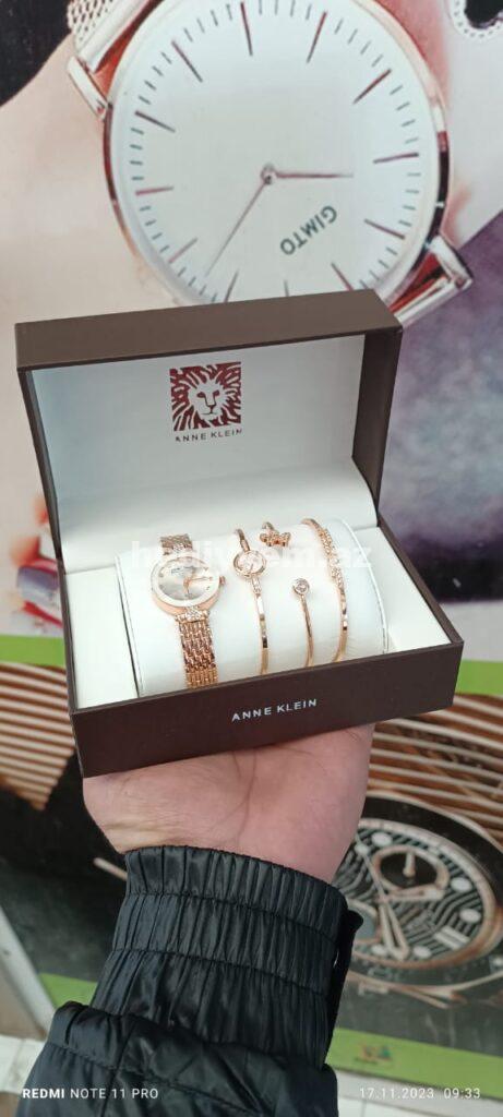 Anne Klein Saat №c019