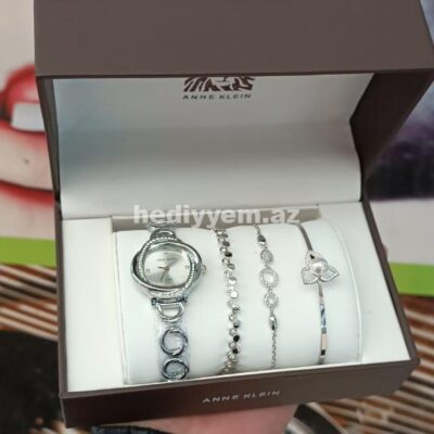 Anne Klein Saat №c020