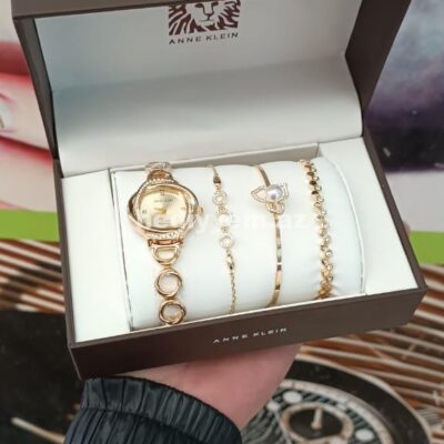 Anne Klein Saat №c020