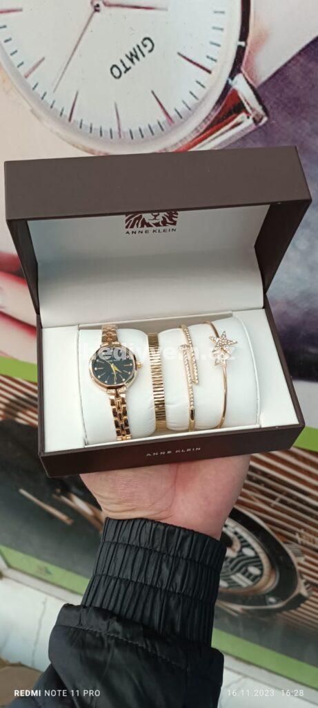 Anne Klein Saat №c016