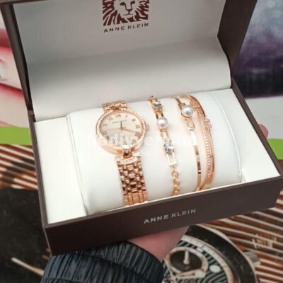 Anne Klein Saat №c021