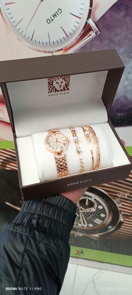 Anne Klein Saat №c021