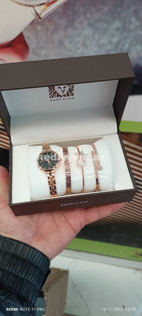 Anne Klein Saat №c016