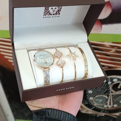 Anne Klein Saat №c016
