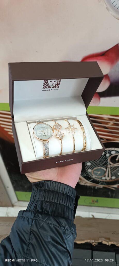 Anne Klein Saat №c016