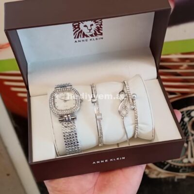 Anne Klein Saat №c014