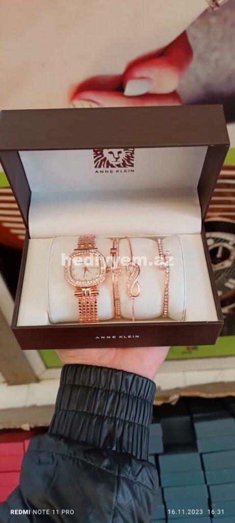 Anne Klein Saat №c014
