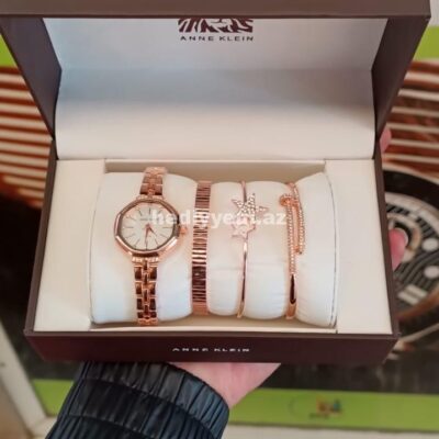 Anne Klein Saat №c015