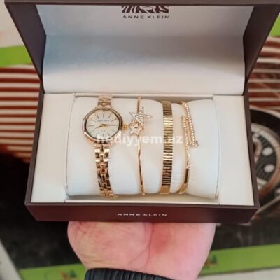 Anne Klein Saat №c015