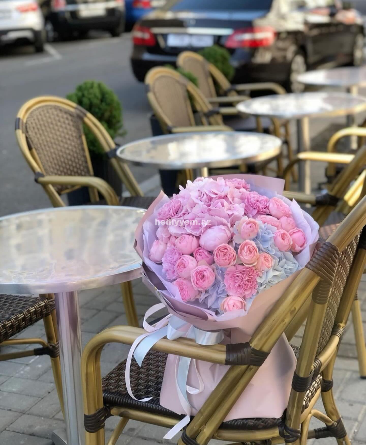 Qarışıq Mix Gül Buketi – (3136)