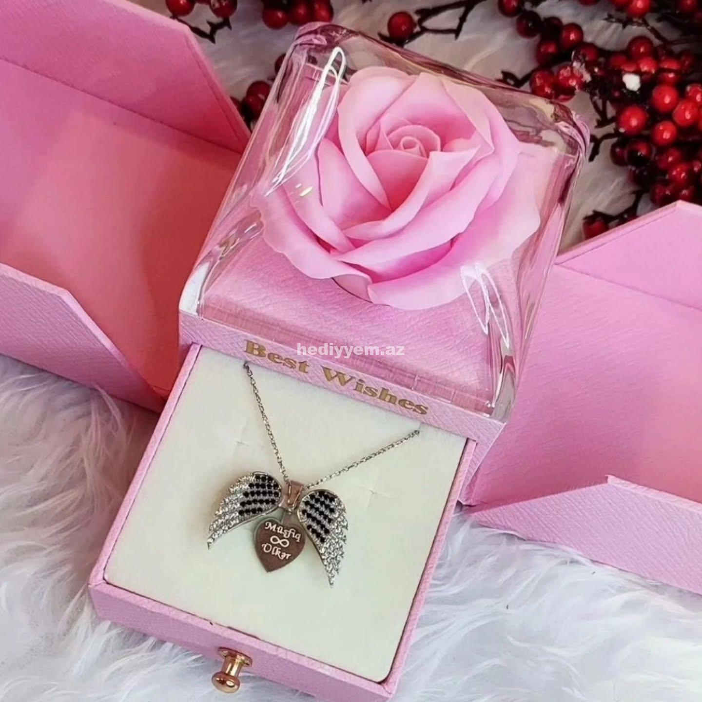 Yeni il hediyyelik (qadın) – (3219)