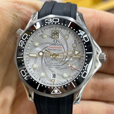 OMEGA Kişi Qol Saati Seamaster Diver