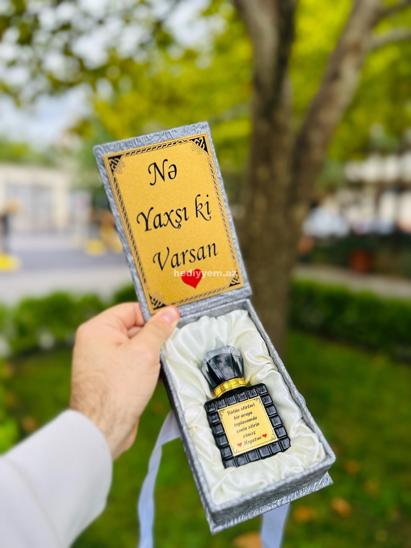 İstəyə uyğun yazılı Qablaşmalı Ətir (deluxe) – No.3432