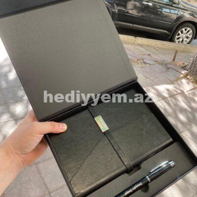 Qelem Defter Desti (lazer yazili hediyyelik) – No.358123